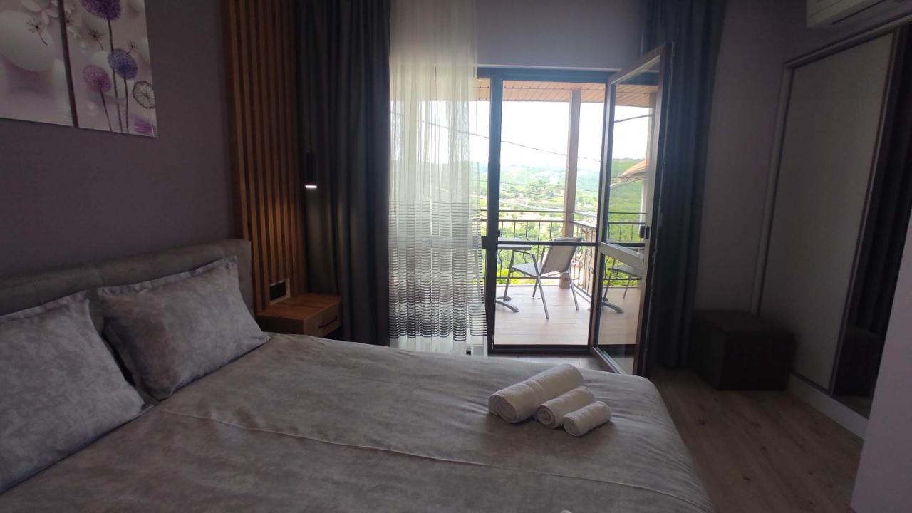 Family House Atanasovi Villa Veliko Tarnovo Eksteriør billede