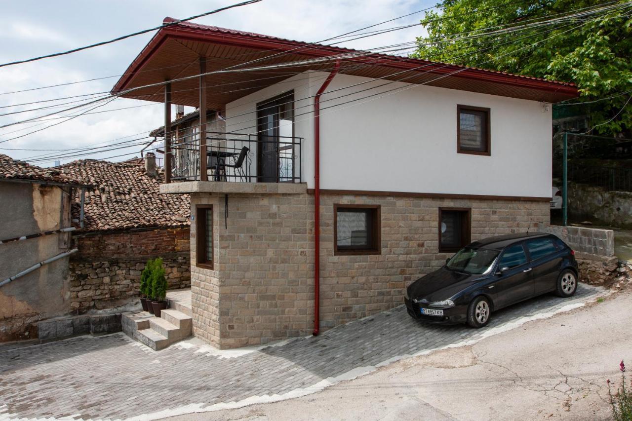 Family House Atanasovi Villa Veliko Tarnovo Eksteriør billede